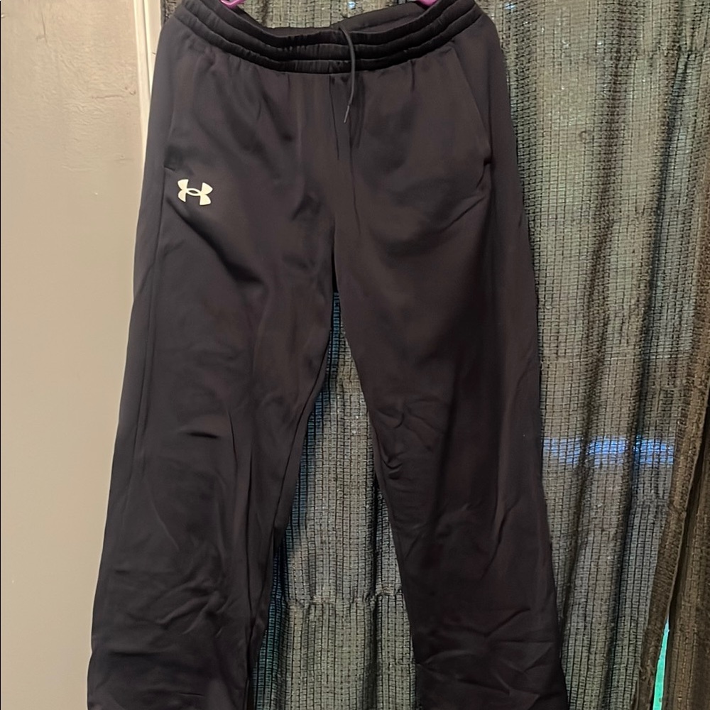 Under Armour Black Sweatpants with Elastic Waistband